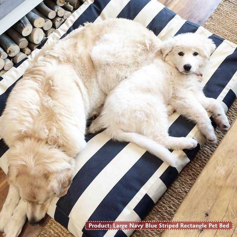 Vertical Stripe Dog Bed O60713
