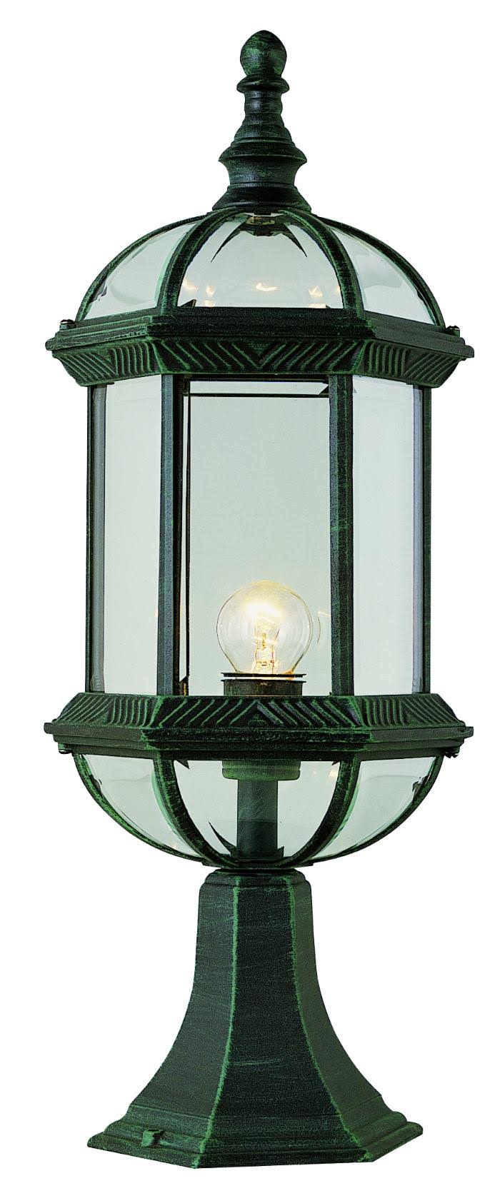 1 Light Post Lantern in Black D6042