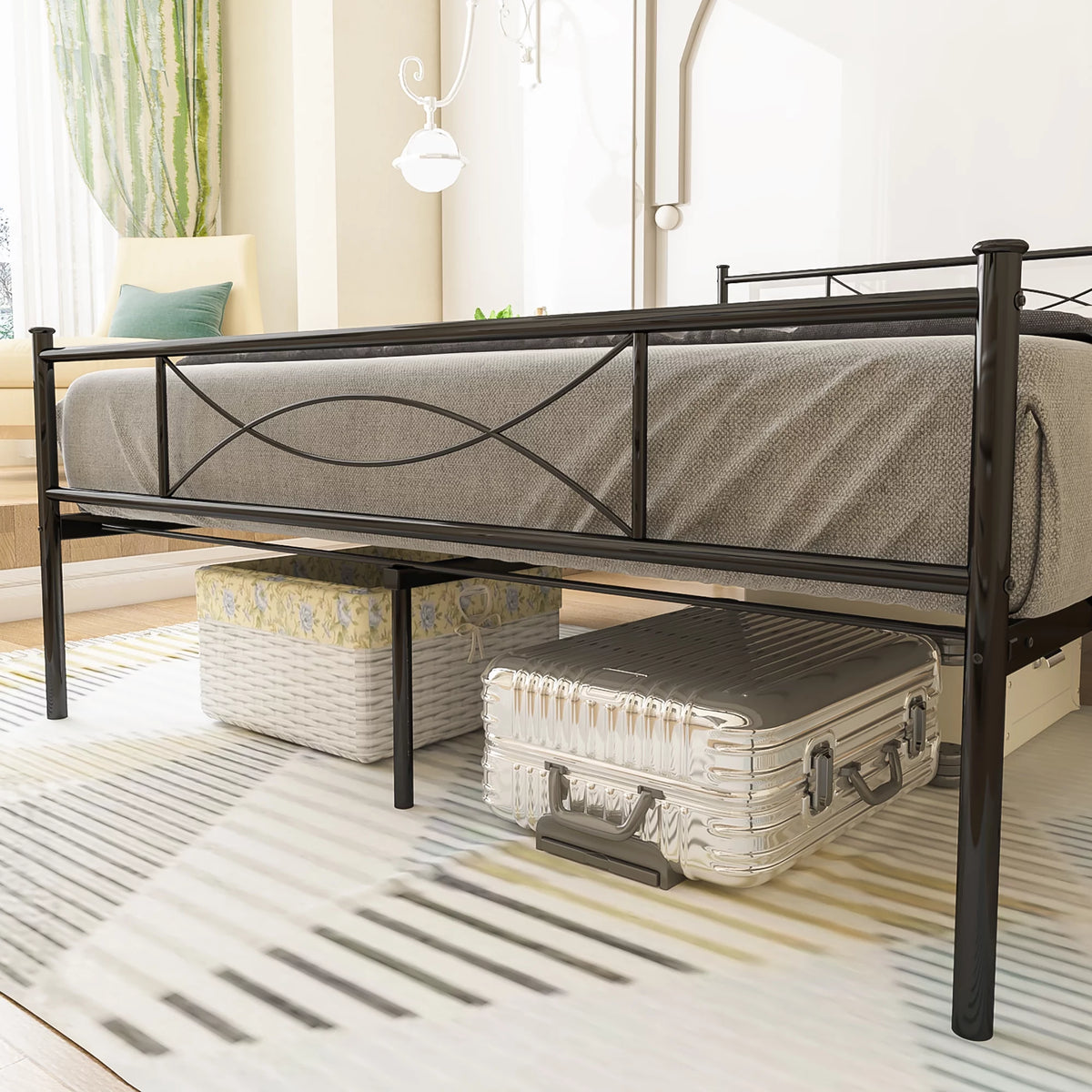 Full Size Metal Bed with Headboard U314960