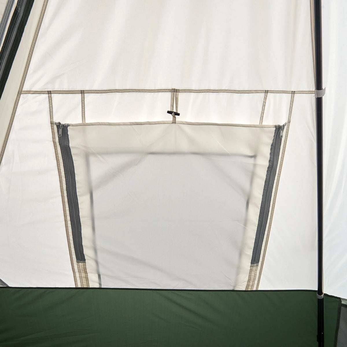 7-Person 1-Room Teepee Tent with Vented Rear Window, Green L960609