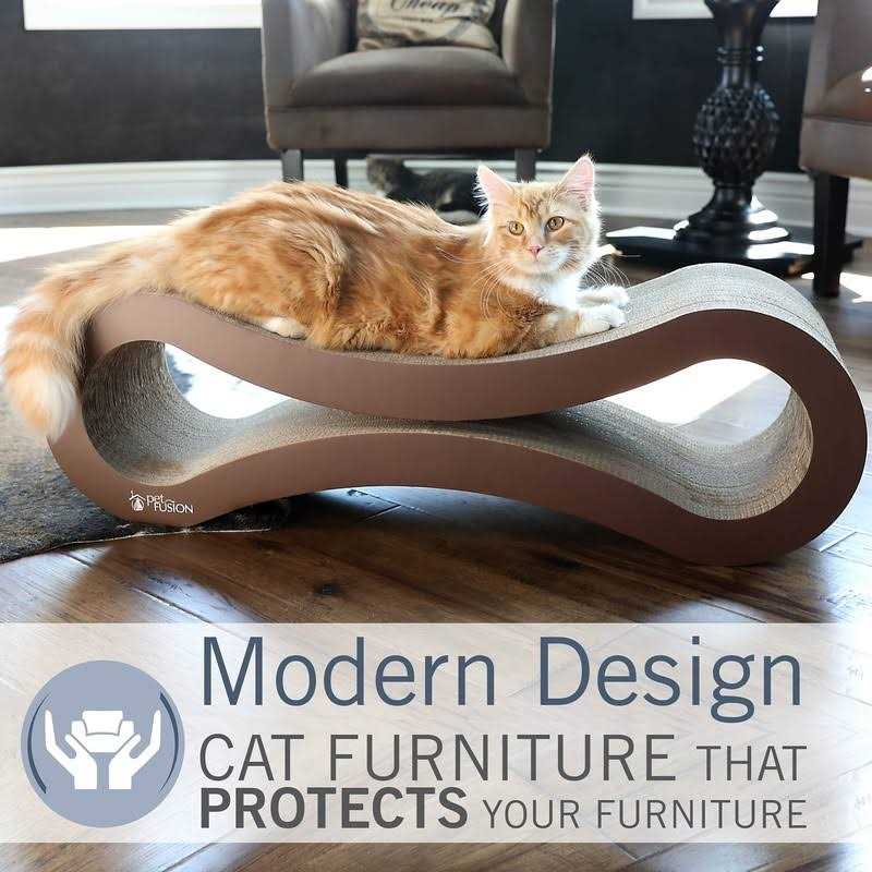 Cat Scratcher Lounge O330