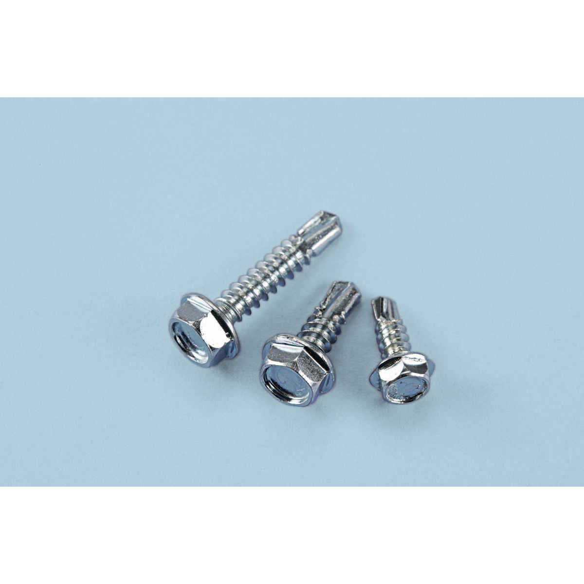 Self-Drilling Screw Assortment, 200 Piece Z42567