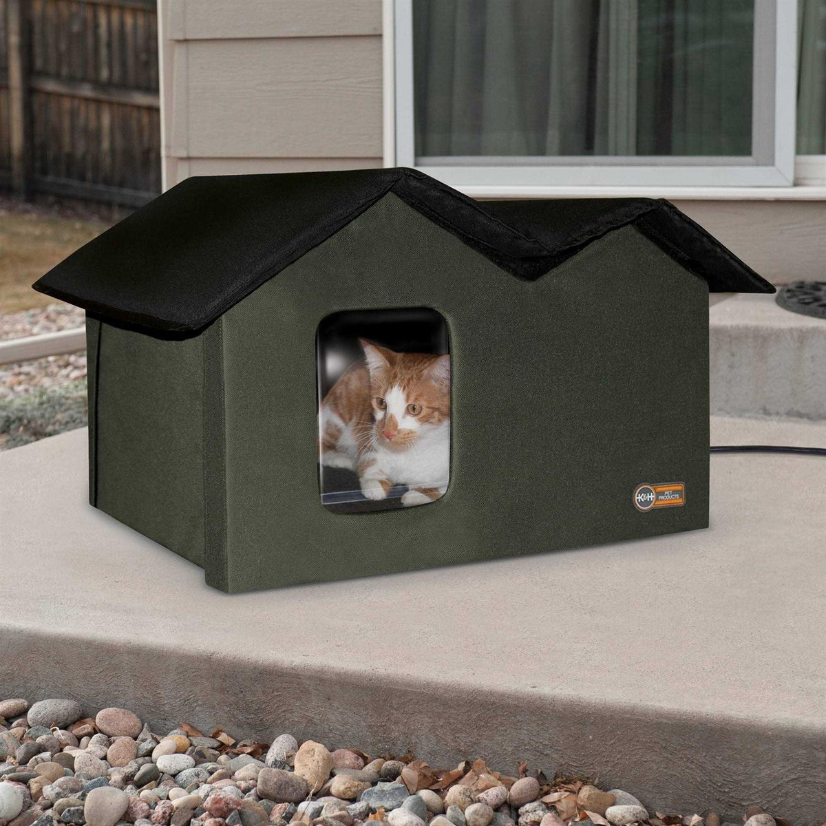 Extra-Wide Outdoor Kitty House K41070