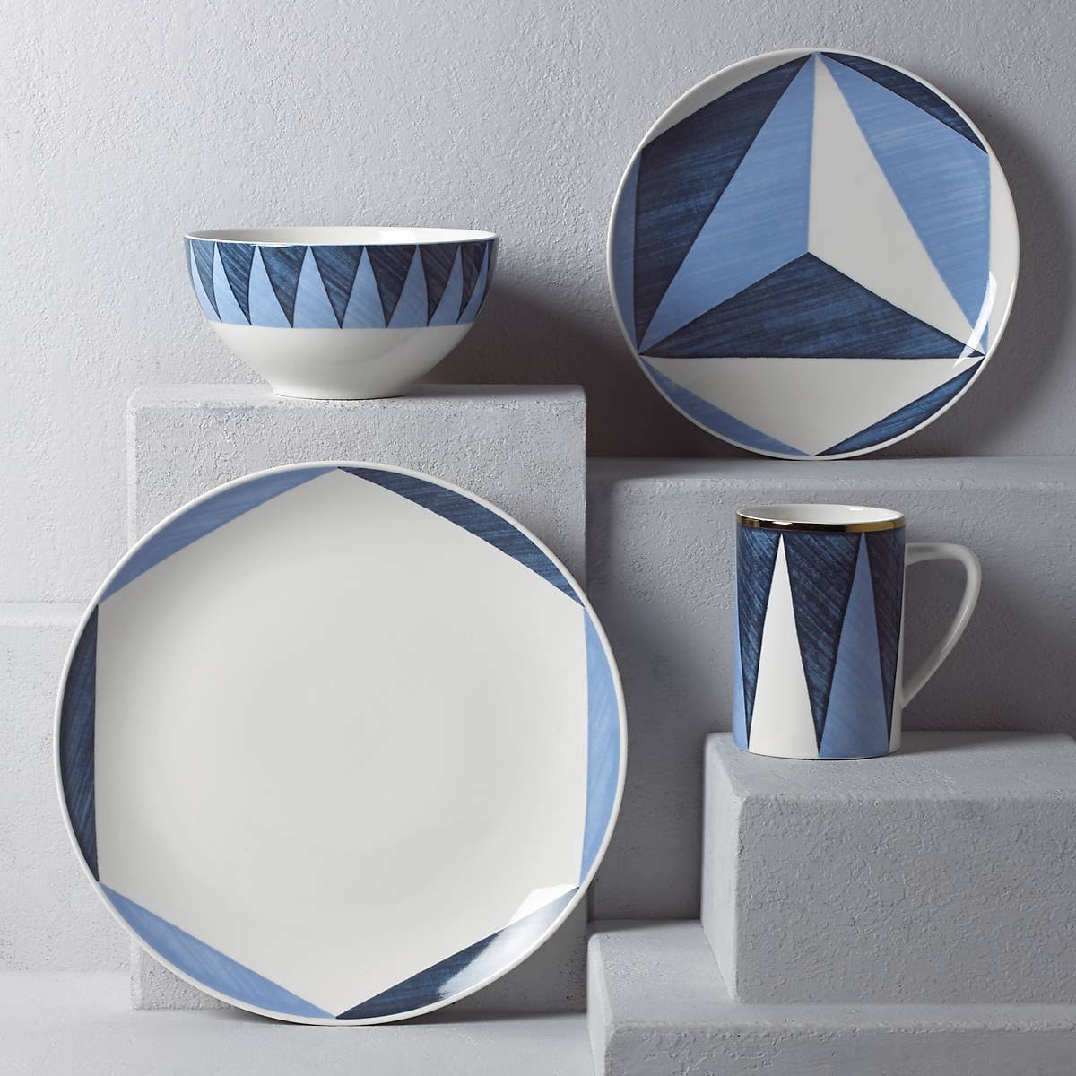 Blue 4 Piece Place Setting R824