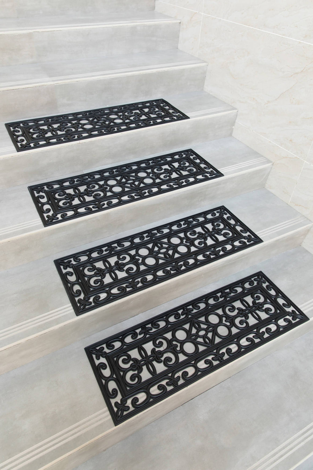 Set of 4 Anti-Slip Rubber Stair Tread Mat W475067