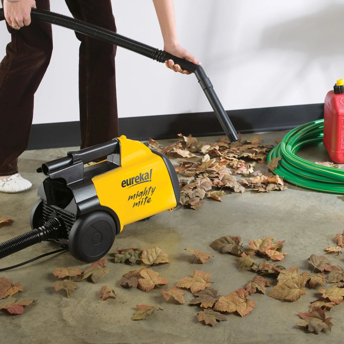 Bagged Canister Vacuum T18074