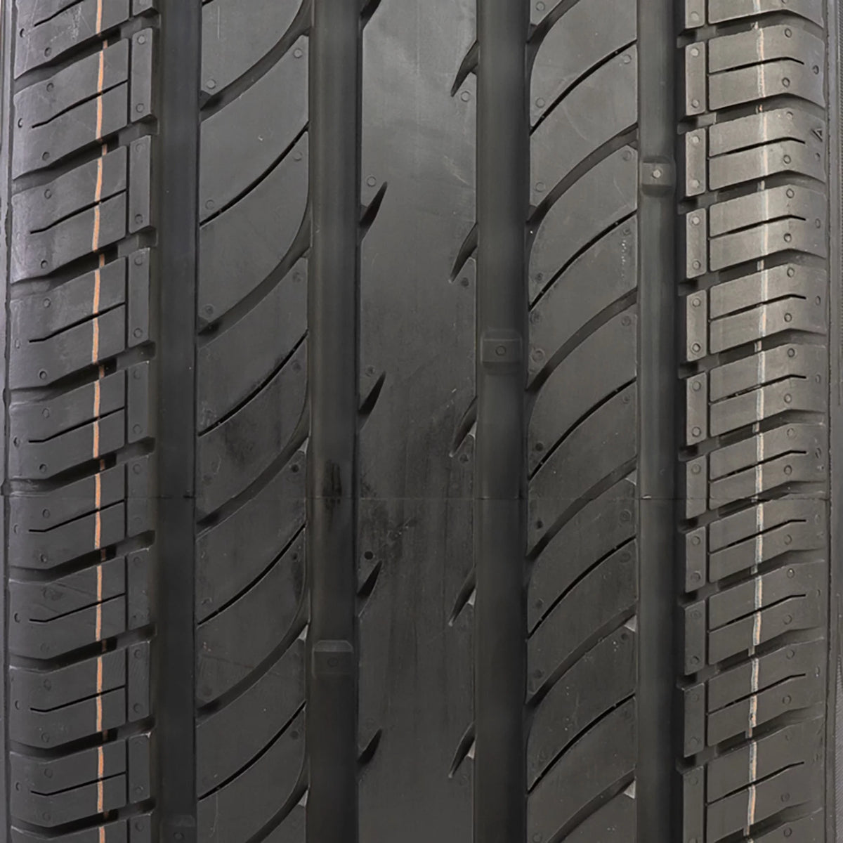 185/60R16 86V Performance Tire F350