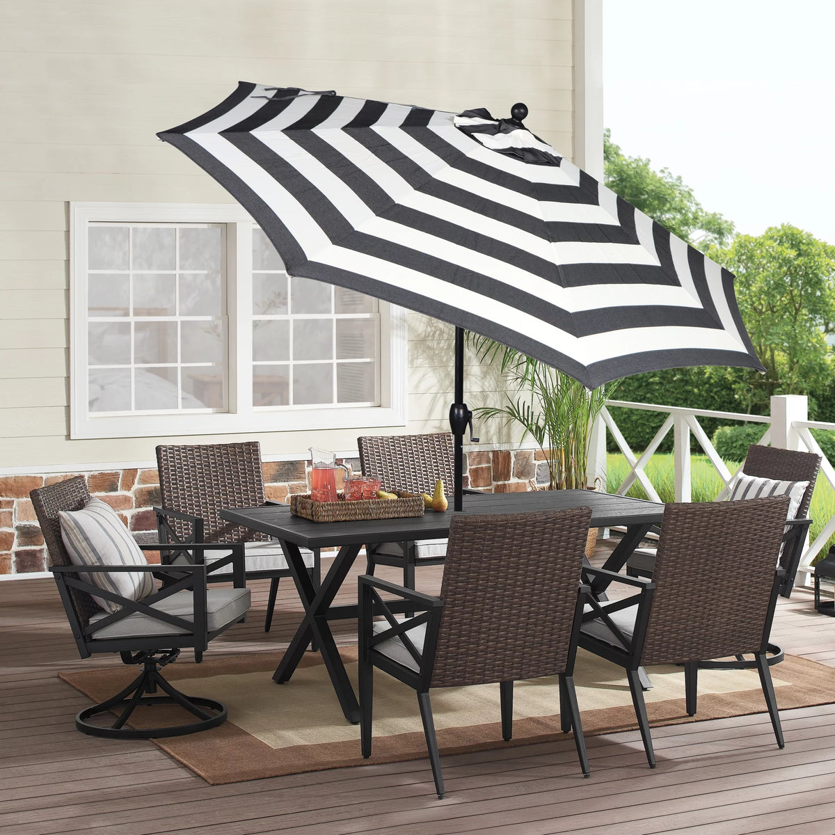 9' Round Crank Patio Umbrella G3347